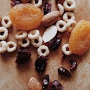 Good morning #apricots #almonds #cranberries #noisettes #breakfast #cheerios #cereal