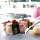 Chicken Rice Sushi with Garlic Chilli #chickenrice #sushi #sgfood #japanesefood #fusionfood #foodporn #ilovemyjob
