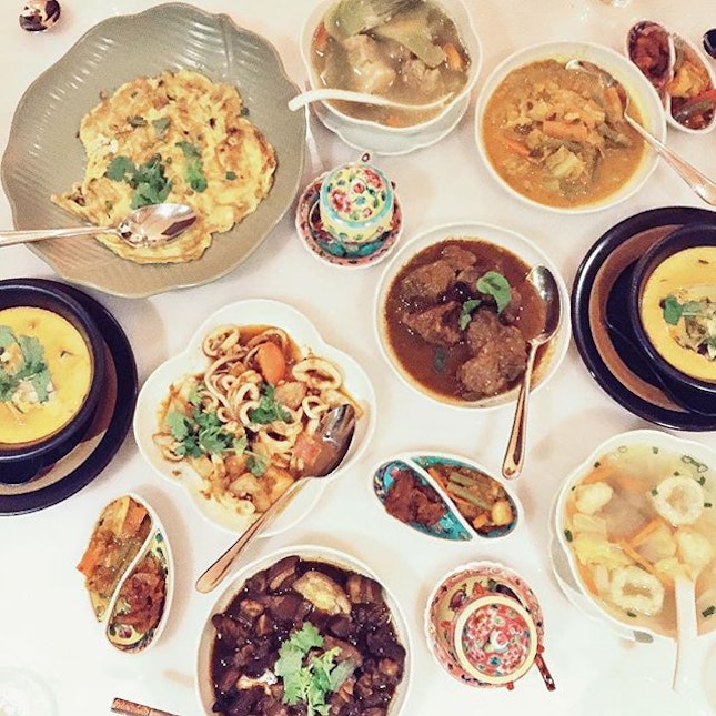 Omelette (Special Order), Chye Buey Tng, Sayur Lodeh, Indocafe Otah Klasik, Hee Peow Tng, Wagyu Beef Rendang, Sambal Sotong, Babi Pongteh