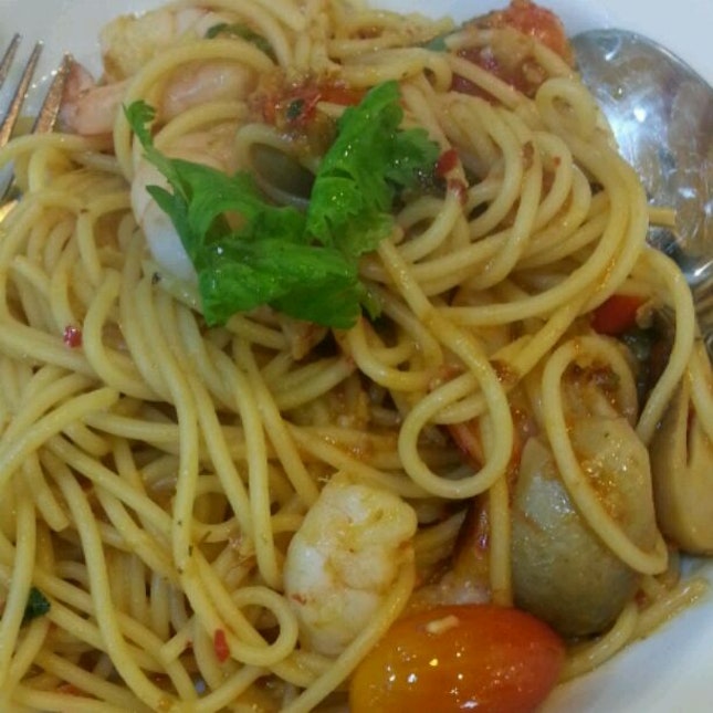 Spaghetti ala Tom Yum Goong
