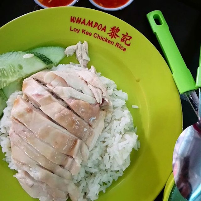 A really value-for-money, branded #chicken #rice #chickenrice at cheaper prices than their standalone flagship restaurant.