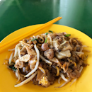 Fried Kway Teow @ Lian Seng Fried Kway Teow 聯成炒粿條 | 51 Upper Bukit Timah Road | Bukit Timah Market & Food Centre #02-172.