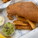 Authentic Fish & Chip with craft beer 