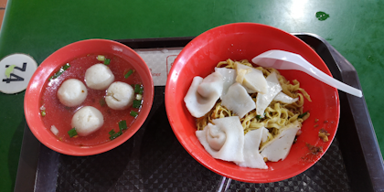 Teck Hin Fishball Noodle (Bukit Timah Market) | Burpple - 2 Reviews - Upper  Bukit Timah, Singapore
