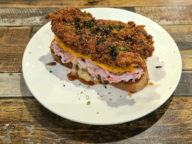CEREAL PASSIONFRUIT MANGO CHICKEN TOAST