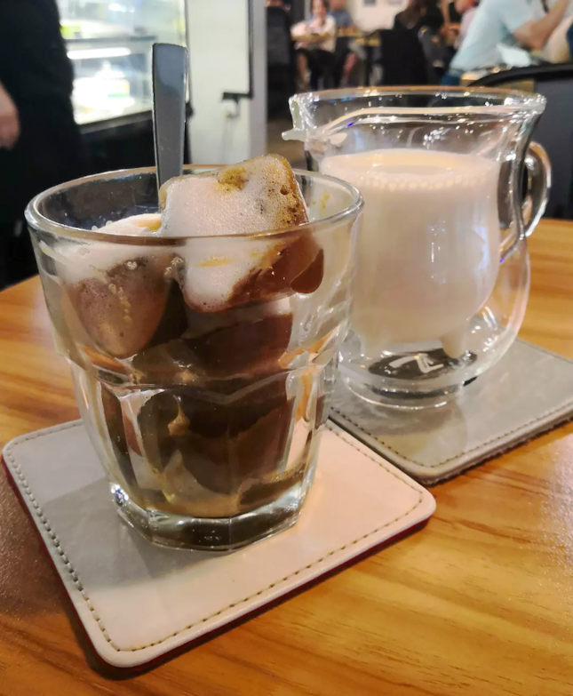 Iced Cubes Espresso Latte($7)