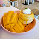 Mango Passionfruit Soufflé Pancake $16.50