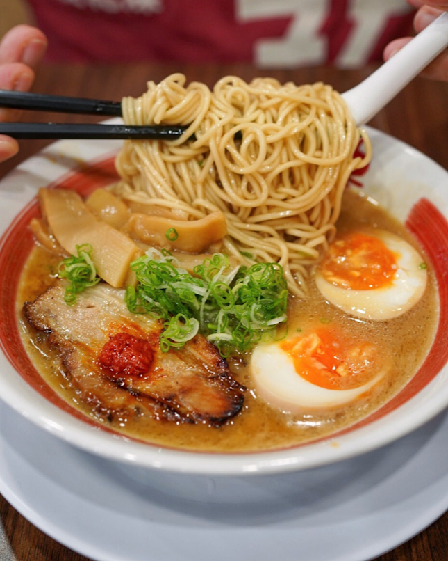 Ystd went down to @bariuma_sg after I read the review about rich tonkotsu broth.