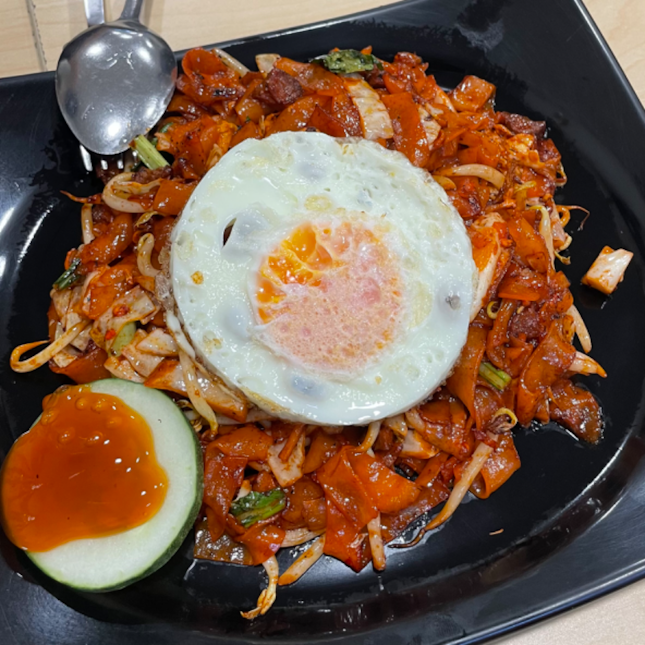 mutton kway teow goreng + egg ($6.70)