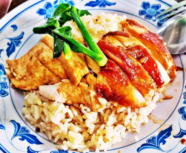 Chicken Rice (SGD $4) @ Fragrant Soya Sauce Chicken.