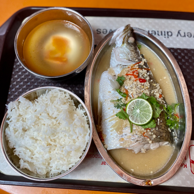 Thai Style Garlic & Lime Seabass
