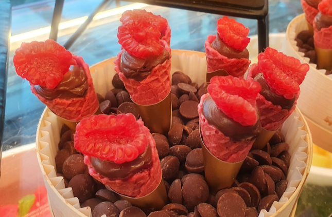 [NEW] Strawberry Cone with Raspberry Confit