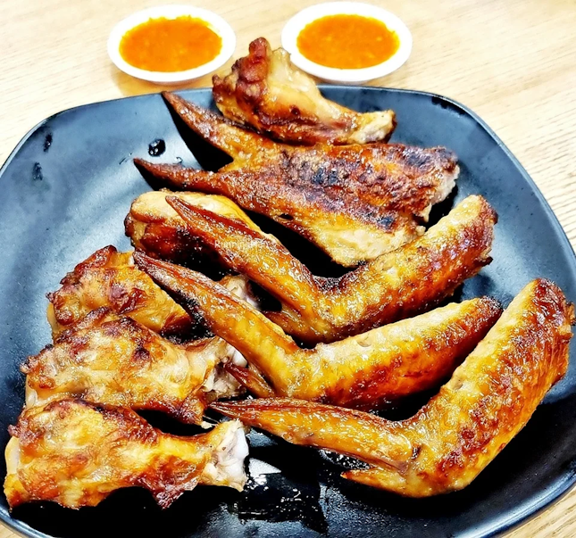 Chicken Wings (SGD $1.80 per piece) @ Huat Huat BBQ Chicken Wings.