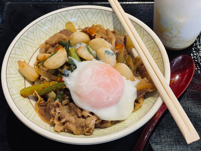 Half-boiled Egg Spicy Garlic Sprouts Gyudon with Fried Garlic