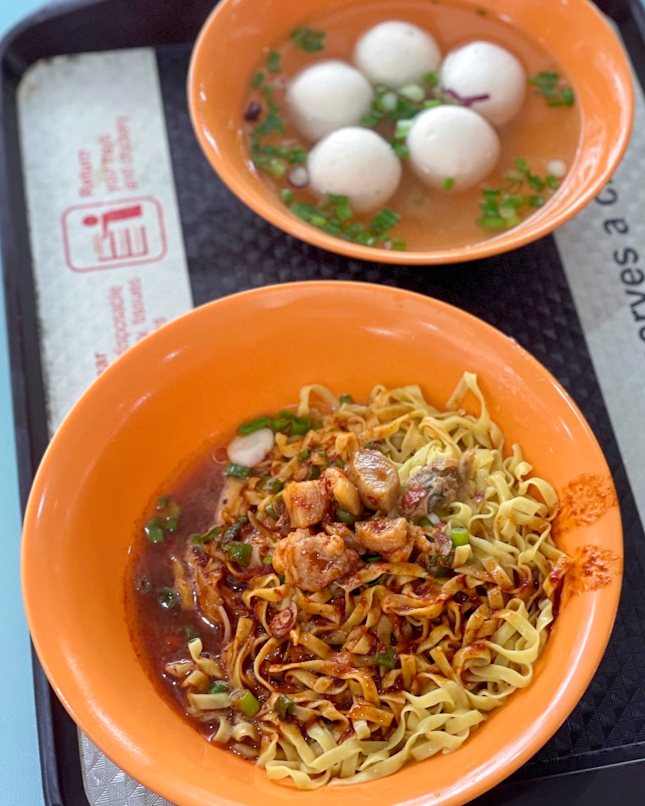 Fishball Noodles Dry [$4.50]