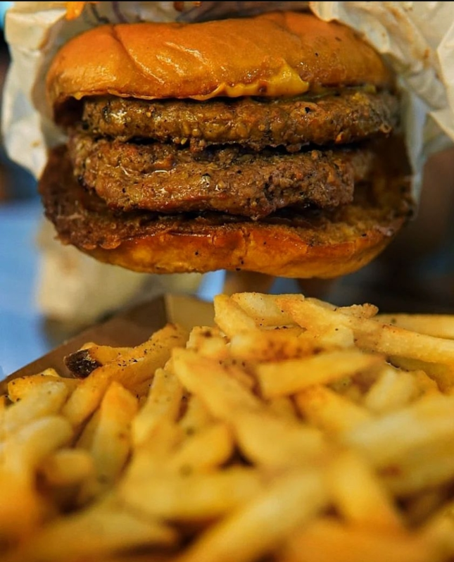 Double Classic Cheeseburger ($16) and Shoestring Fries ($5) @wildfireburgers.sg
