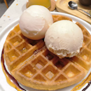 Nian Gao Waffle with 2 scoop($15.80)