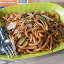 Fried udon 3.8nett add ckn +2nett(mini wok)