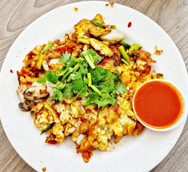 Fried Oyster Omelette (SGD $6) @ Hock Kee Fried Oyster.