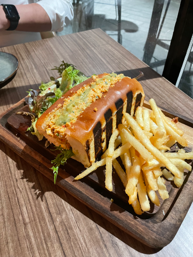 Laksa lobster roll with fries