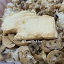Sesame Oil Mushroom Oat Rice ($6.30)🍄