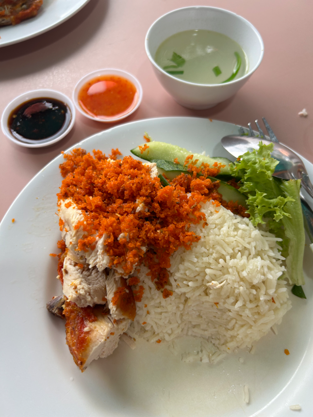 Famous chicken rice!!