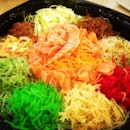 Yu Sheng with my lovely family.