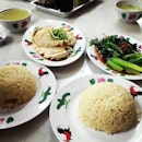Chicken rice lunch with lavas.