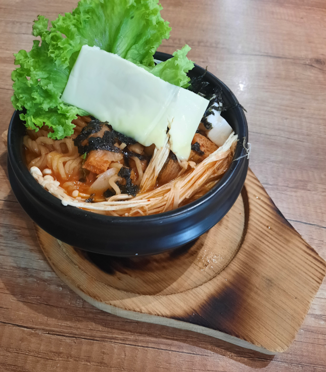 Kimchi Jjigae Ramyeon