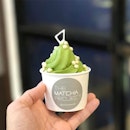 Matcha softserve with white chocolate pearls at @thematchaproject by the talented @wiltian