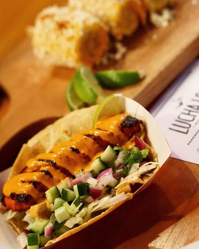 Starting off the Loco Group #WeAreSuperLoco food trail with some scrumptious and full-flavored bites, like this Grilled Snapper Taco and grill corn on the cob given a twist with chipotle mayo, cotija cheese and a dash of lime.