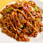 Guan Kee Fried Kway Teow (Ghim Moh Market)