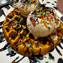 Waffles with chrysanthemum and soya bean ice cream