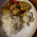 #FotoRus #selamatberbuka #chickenkurma with fried fishball #homemade #mummyscookingisthebest #foodie #foodporn #foodstagram #ramadan19