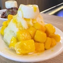 Check out those chunky mango cubes!!