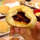 Missing this baby from Tim ho wan and this was taken in hongkong when I actually queued 2 hours to get in 😒