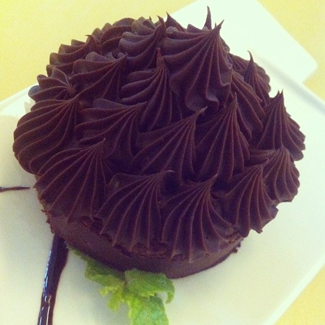 Flourless Chocolate Cake!