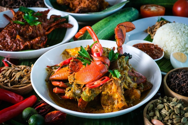 Indulge in the Luxury of Penang’s Finest Delicacies!