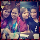 Last Night with @enna18xor and @sozzy16 #friendship #coffee #time #chika #moment #pickUpLines #laughter #happiness #starbucks #instacollage #instagram #instalike #instaframe