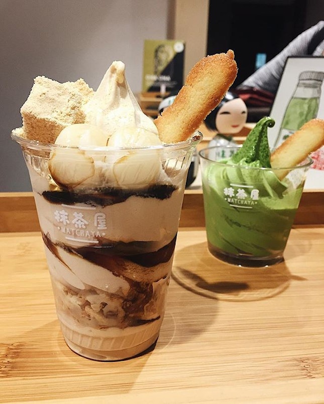 So happy that kinako was still in stock this week 😍 and I'm officially a fan of @matchayasg because I purchased their stored value card hehe 🤘🏼the Kinako Kuromitsu parfait ($9.90) was simply a combination made in heaven!