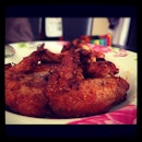 Spice marinated wings with @saifulazzambs #homemade #lunch #jiggydiggity #igsg #iphone