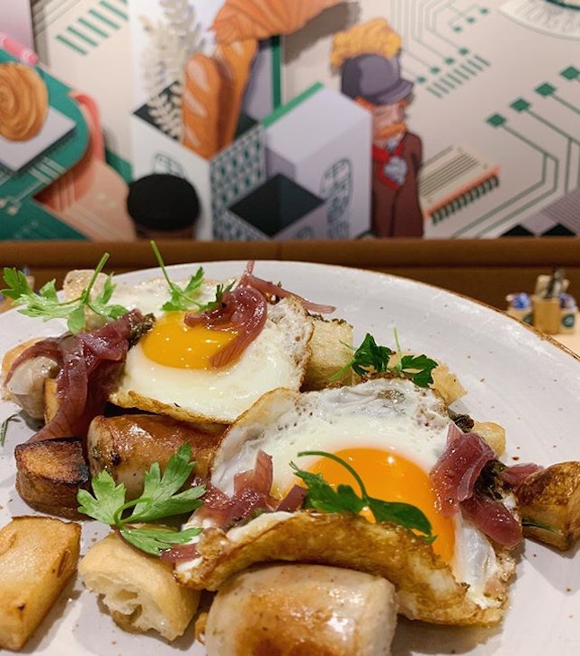 The Great TBB Fry Up [$22] - Comes with two organic NZ eggs, pork sausages, crispy toast, potatoes and chimichurri sauce