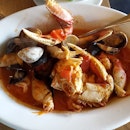 28 April 2014 - Also tried the house special : Cioppino #food #foodie #foodporn #foodcoma #lunch #sanfrancisco #seafood #fishermanswharf #usa #westcoastusa #travel #love #yummy #dungenesscrab