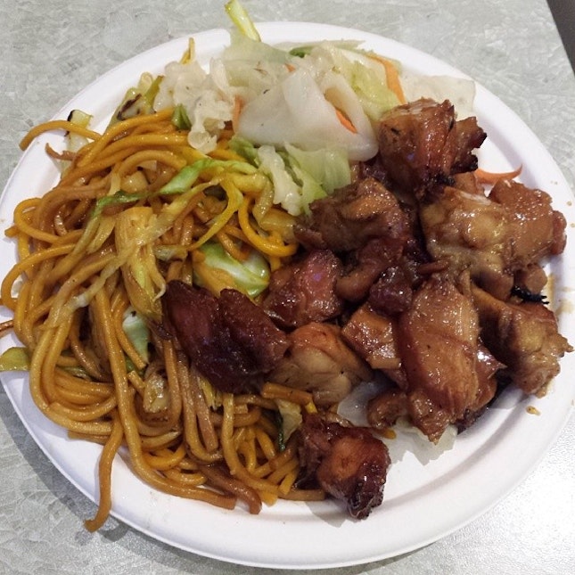 29 April 2014 - Bourbon Chicken with noodles and veggies at Cajun & Grilled.