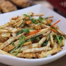 Wok Fried Fragrant Yam 香炒芋头 ($8)