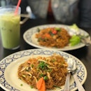 Thai Style Fried Tang Hoon ($6) / Mama Phad Kimao ($6)