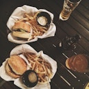 Burgers & beers 🍔🍻
