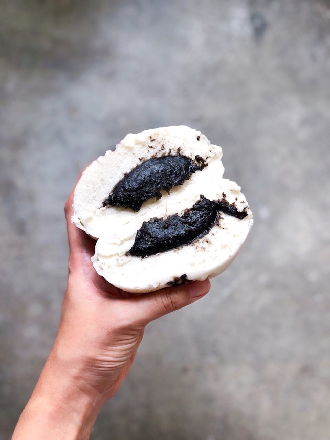 Black Sesame Paste Bun 黑芝麻包 [$1.50]