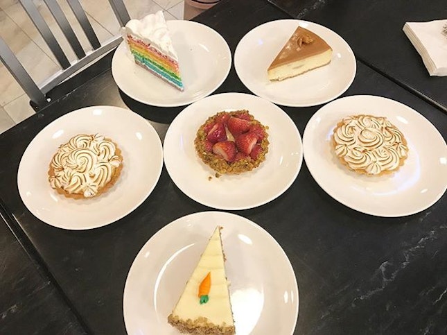 Sweet treats for little Barry's 8 month old celebration (or just an excuse for desserts).