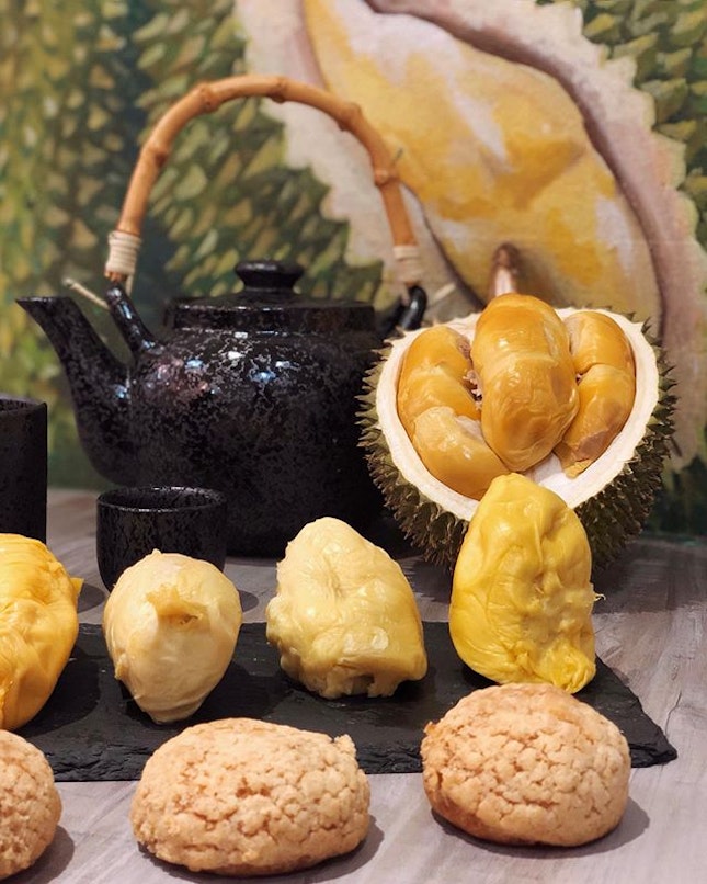 Because we can indulge in durians the omakase style.